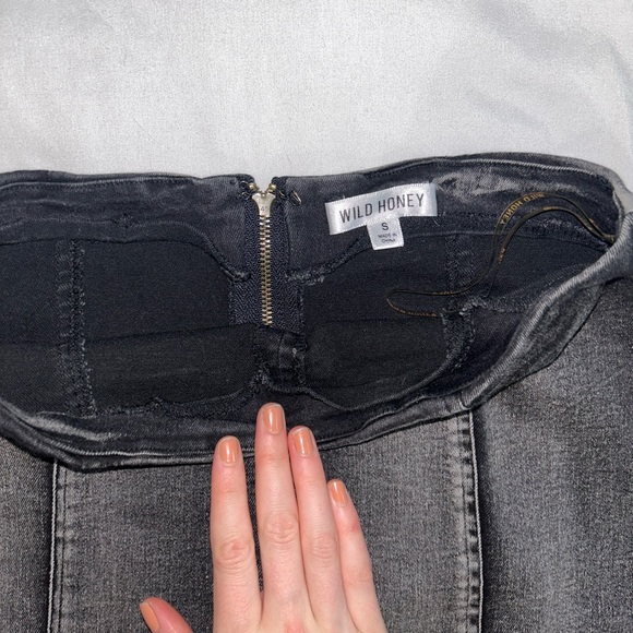 Denim Mini Skirt! - Picture 5 of 6